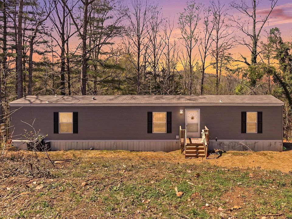 1st image of 110 Hideaway Dr