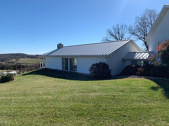 Indoor pool -- available for additional monthly rent -- ask agent for details