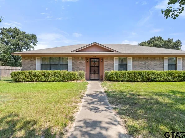 1012 Monte Carlo Dr, Grand Saline, TX 75140