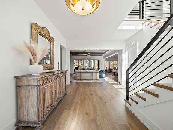 4th image of 1625 Legacy Ridge Ln