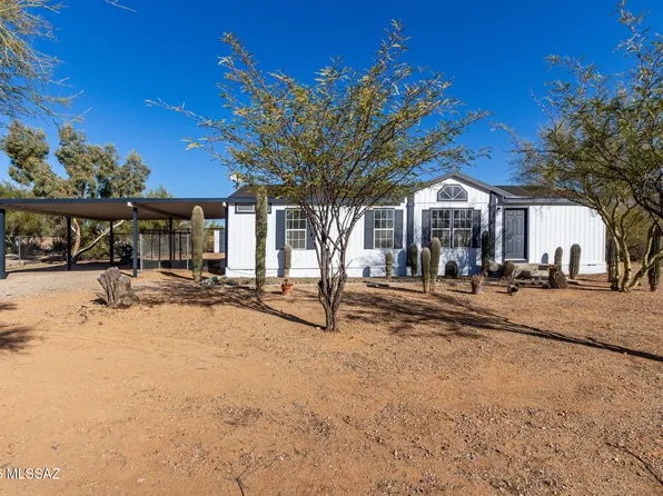 8392 W Connell Pl, Tucson, AZ 85735