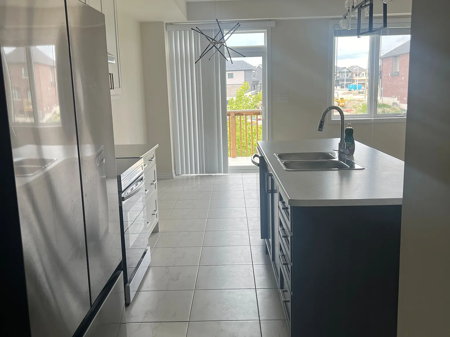 3 bed, $2,600 — Photo 3