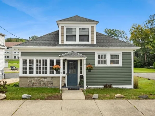 179 Greeley St, Providence, RI 02904