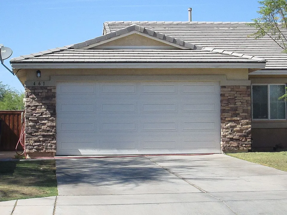 461 Morongo Dr