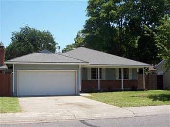 1st image of 1053 Clarendon St