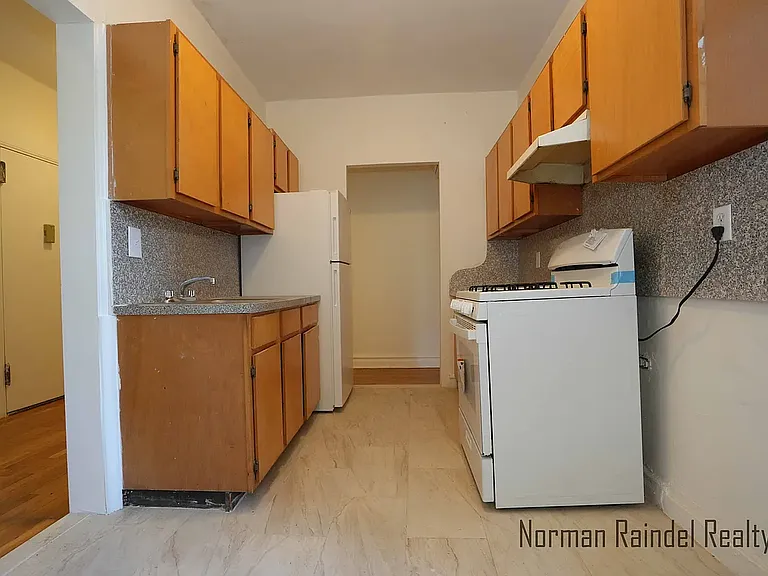 414 Avenue N #4D — Photo 4