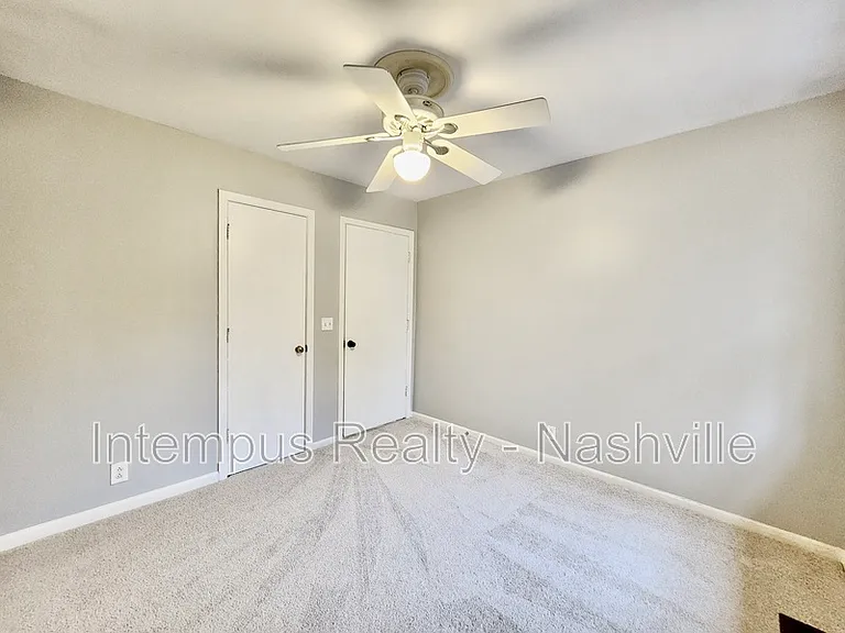 8124 Devens Dr — Photo 27