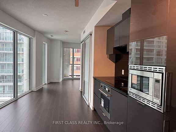 3rd image of 121 Saint Patrick St #812