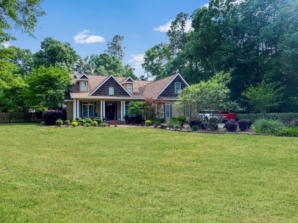 1010 Boxwood Dr, Bainbridge, GA 39819