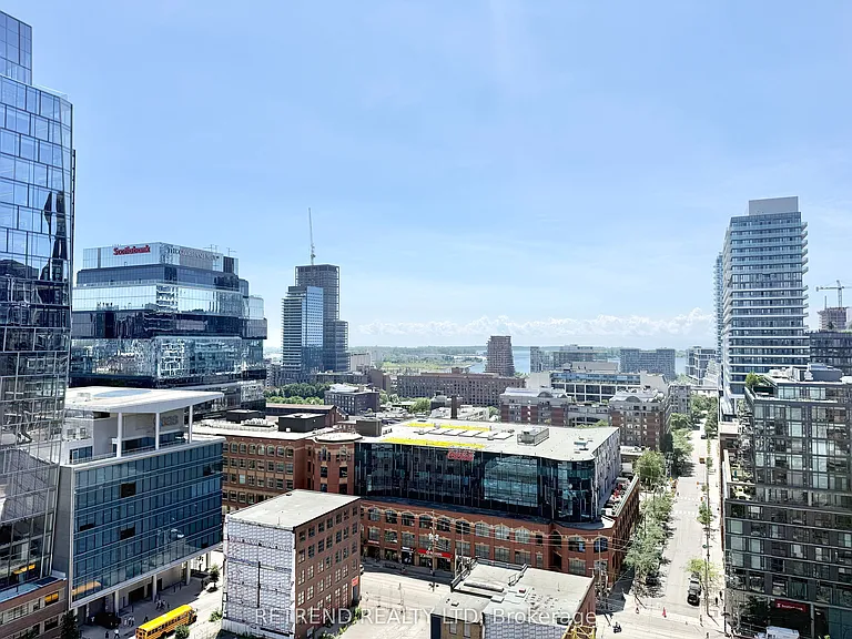 400 Adelaide St E #2204 — Photo 37