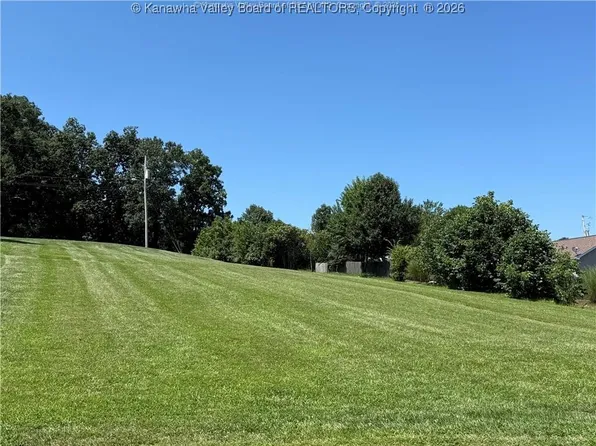 59 Real Quiet Dr, Evans, WV 25241