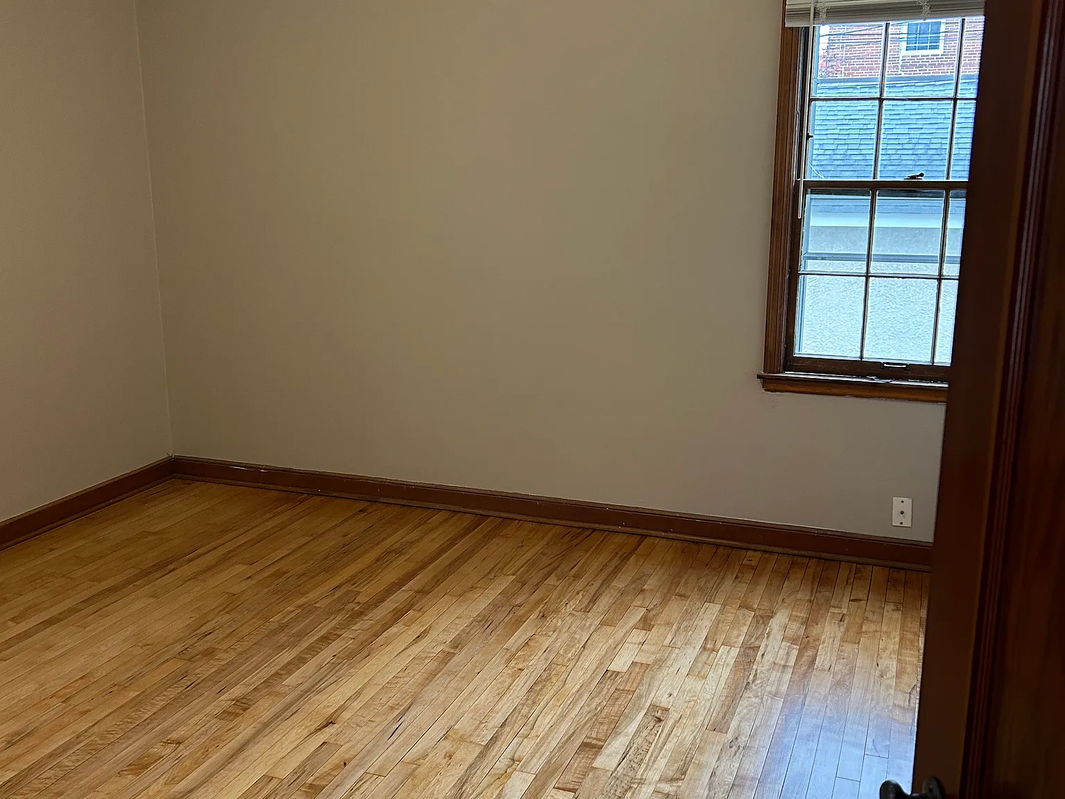 2932 Drew Ave S — Photo 3
