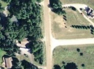 2796 Miller Rd, Metamora, MI 48455