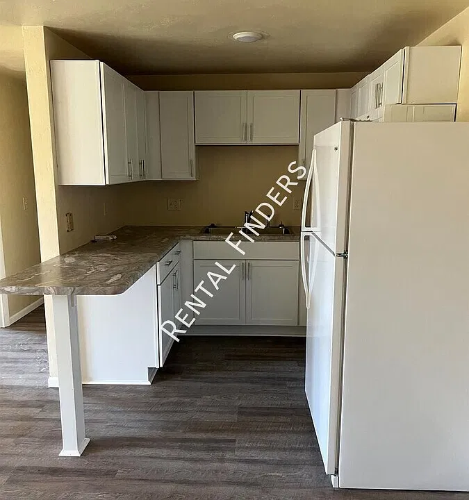 1830 August St #11
