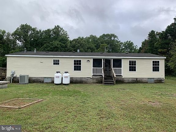 2nd image of 31343 Dogwood Ln