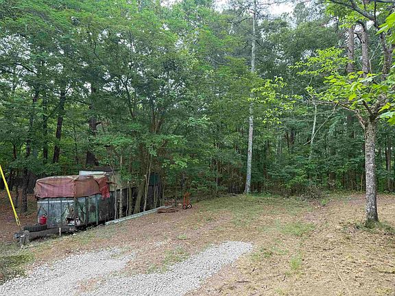 3rd image of 481 Seminole Rd