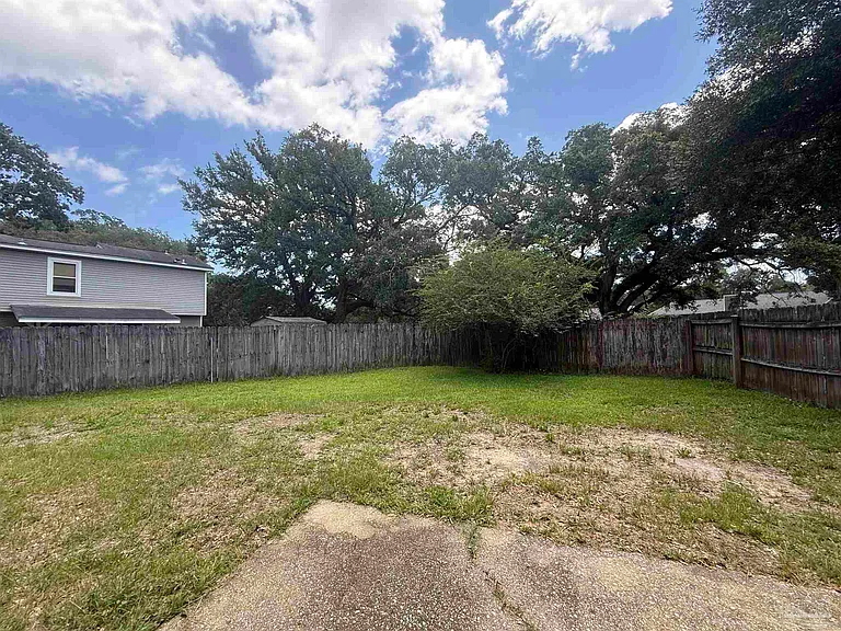 3004 Cedarwood Village Ln — Photo 27