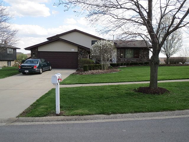 1st image of 12933 Meadowview Ln