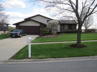 12933 Meadowview Ln, Homer Glen, IL 60491