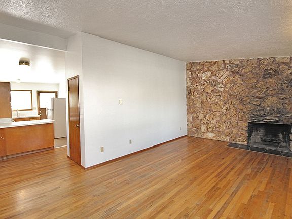 4th image of 623-631 NE 74th Ave #623