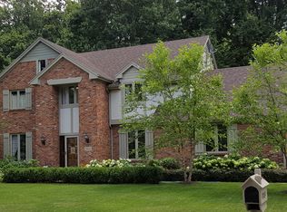 7213 Whispering Oak Dr, Sylvania, OH 43560