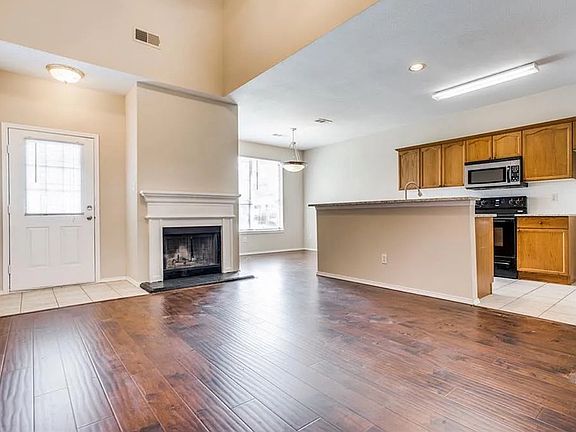 3rd image of 1507 Barbara Dr #1507
