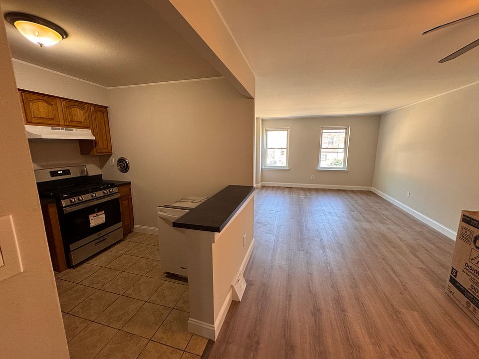 Kitchen/dining/family