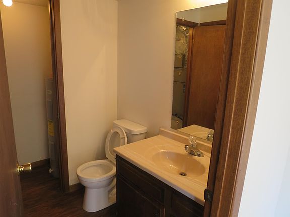 5th image of 9003 Creekside Ln #C
