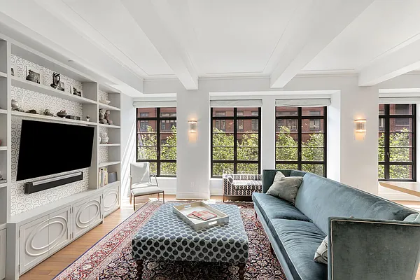 Rented by Compass | media 2