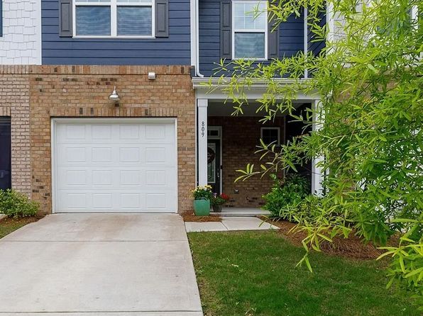 809 Gable Oak Ln