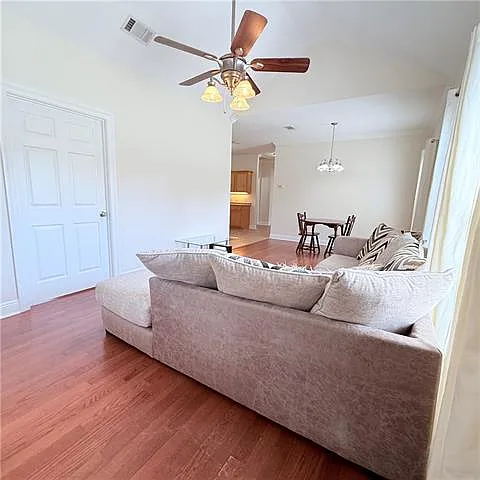 331 Main St — Photo 4