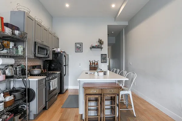 Rented by Compass | media 3
