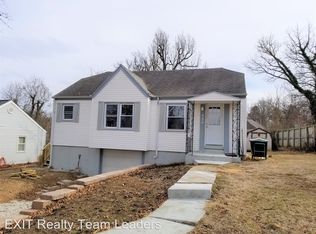 920 Forest Dr, Rolla, MO 65401