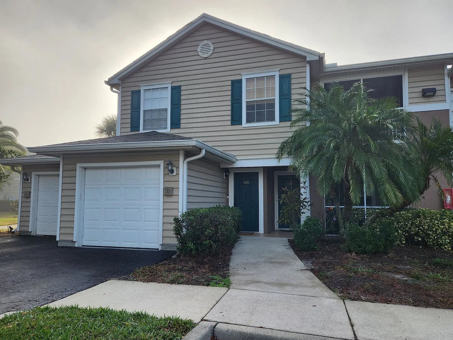 8926 Manor Loop Unit 201, Lakewood Ranch, FL 34202 — Photo 2