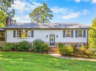 4210 Niblick Dr, Pfafftown, NC 27040