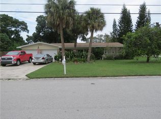 1958 Rainbow Dr, Clearwater, FL 33765