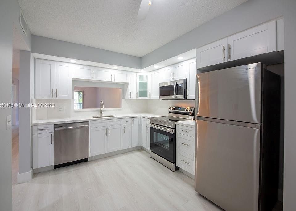1st image of 1200 SW 137th Ave APT 213E