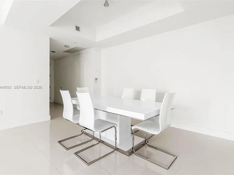 16001 Collins Ave #2605 — Photo 7