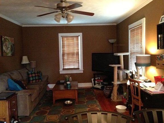 2nd image of 510 W Main St
