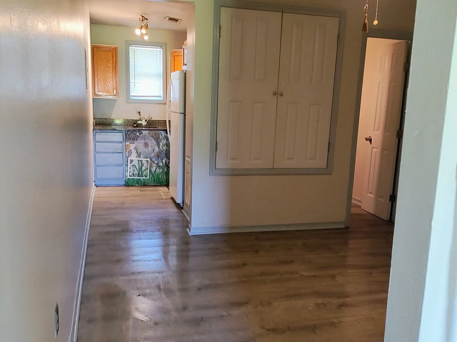 8404 S Carolina Ave — Photo 3