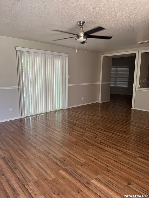 3 bed, 2.5 bath, 2195 sqft, $1,750 — Photo 3