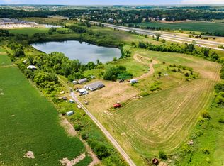 3416 County Home Rd, Cedar Rapids, IA 52411