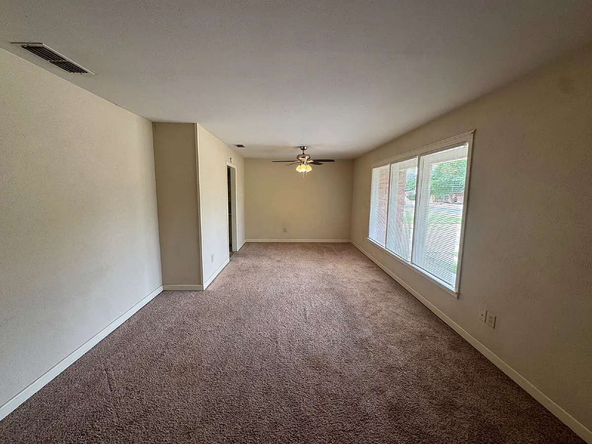 Building Photo - 3605 40th St