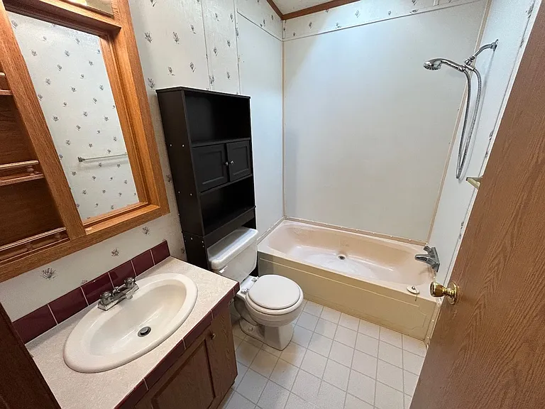 124 Opal Dr — Photo 34