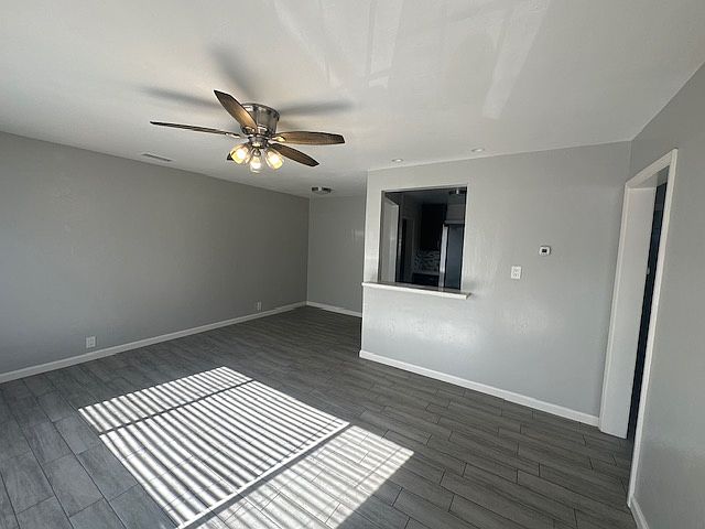 1st image of 536 E Lexington Ave #536