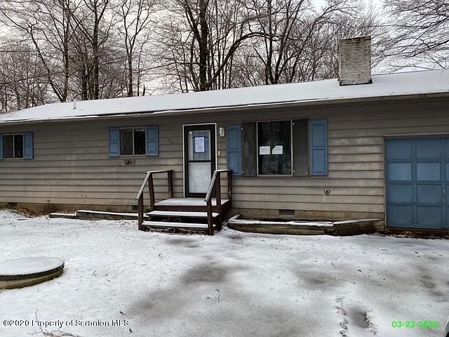 1st image of 9821 Deerwood Dr