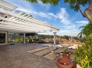 3843 Beverly Ridge Dr, Sherman Oaks, CA 91423