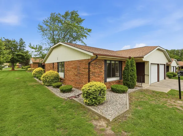 53 Old Mill Dr Unit 2, Holland, MI 49423