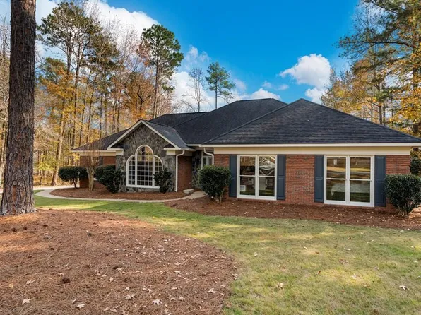 8532 Birdie Dr, Midland, GA 31820