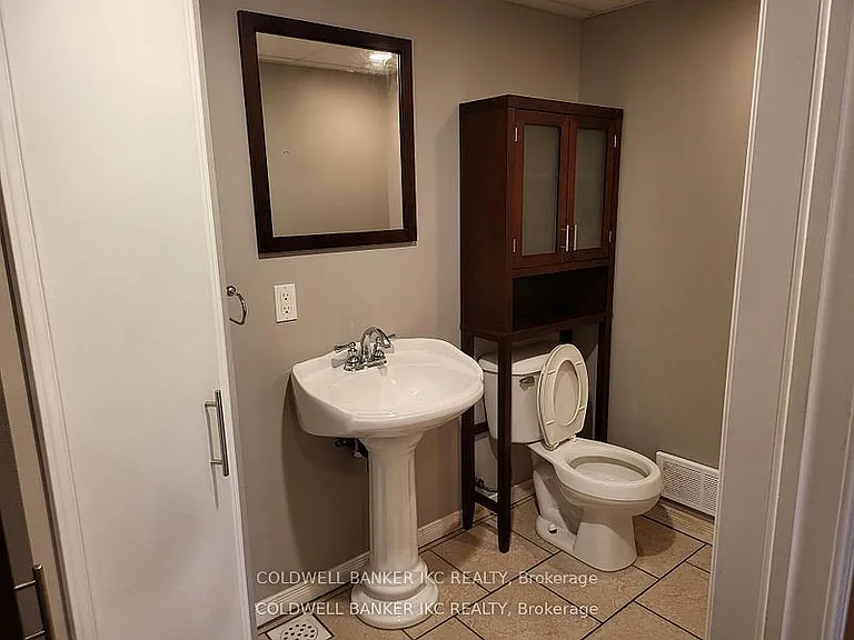 152 Prosperity Dr — Photo 6